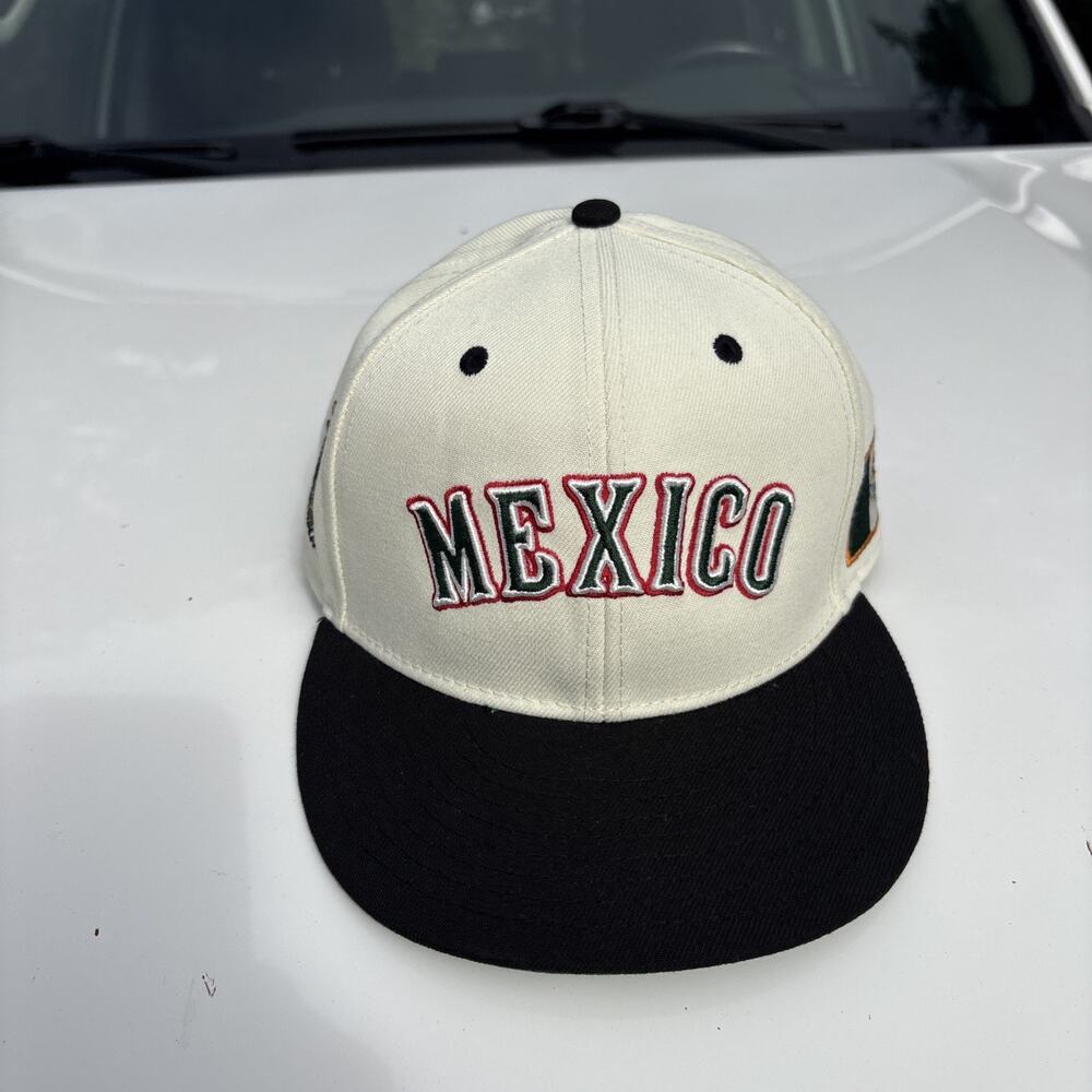 MEXICO COUNTRY PRIDE WORDMARK RINGS & CROWNS GREEN RED HAT MENS ADJUSTABLE